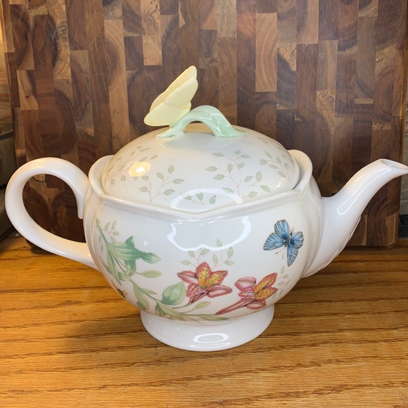 Lenox Butterfly Meadows teapot preloved